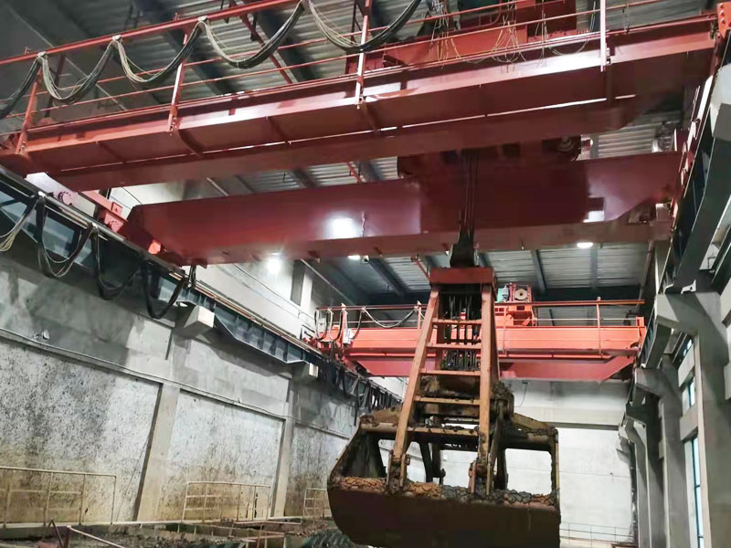 QZ型通用橋式抓斗起重機(圖1)